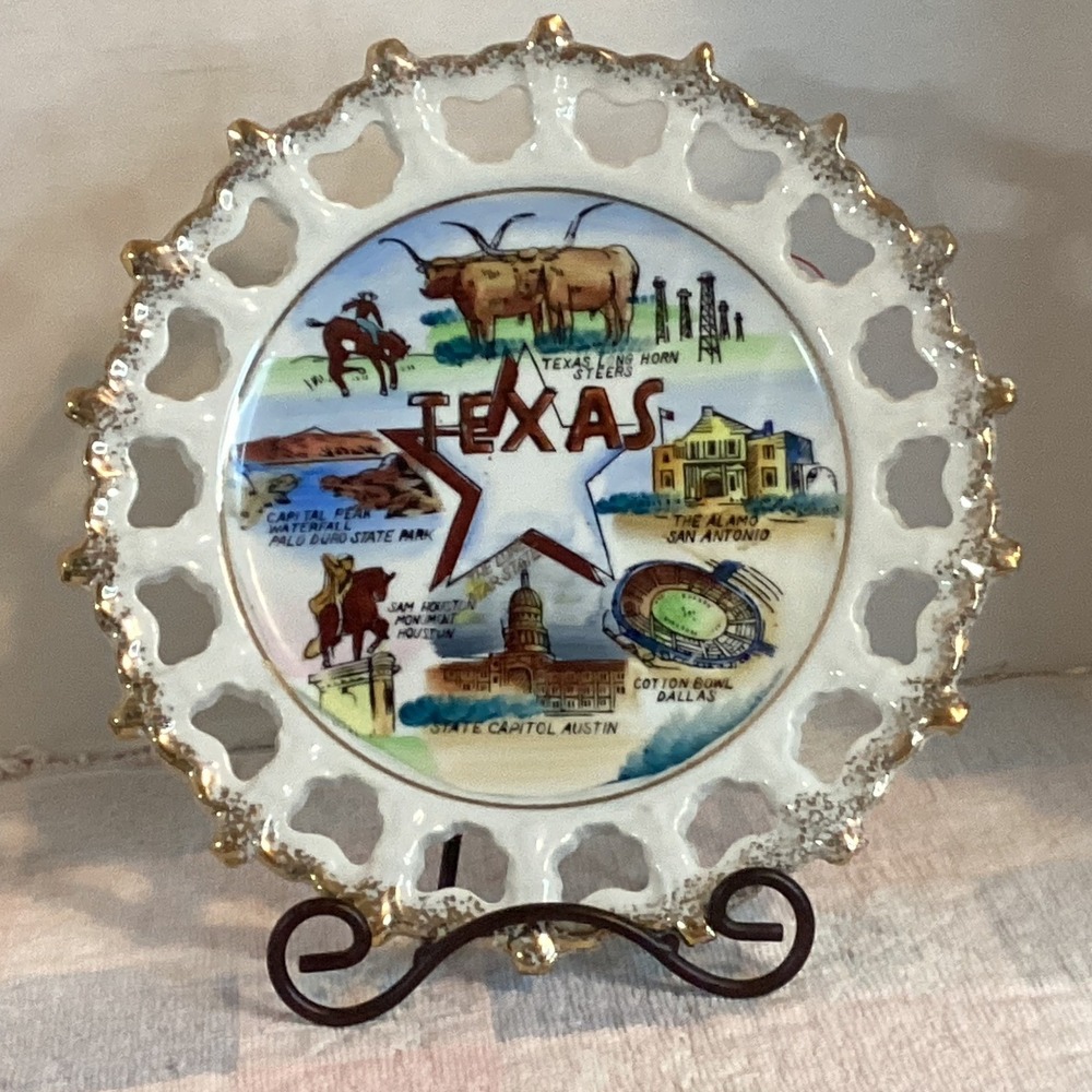 Vintage Texas Souvenir Plate Excellent Condition, Reticulated Gold Trim